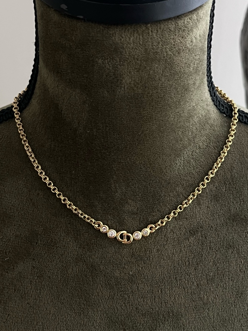 Authentic Vintage Dior Classic CD Logo Monogram Gradual Rhinestone Gold Necklace